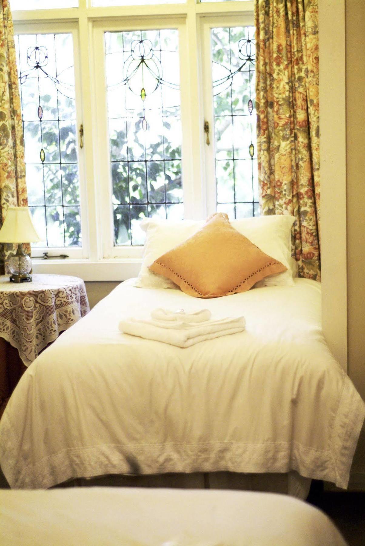 The Bundanoon Guest House Bagian luar foto